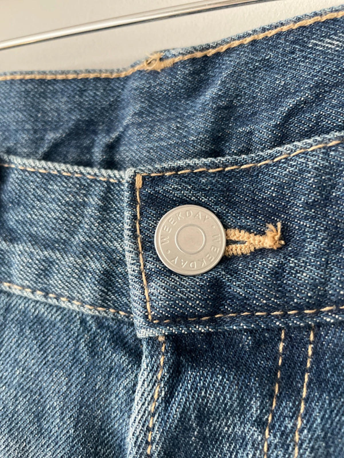 Women’s Weekday Astro Loose Baggy Fit Jeans in Blue - W26/L34 - 2485