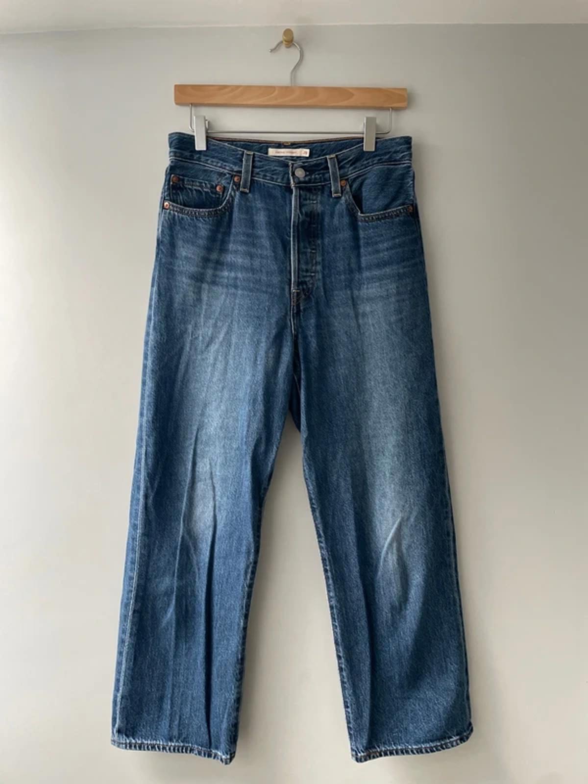 Women’s Levi’s High Waisted Ribcage Straight Fit Jeans In Navy - W28/L27 - 2954
