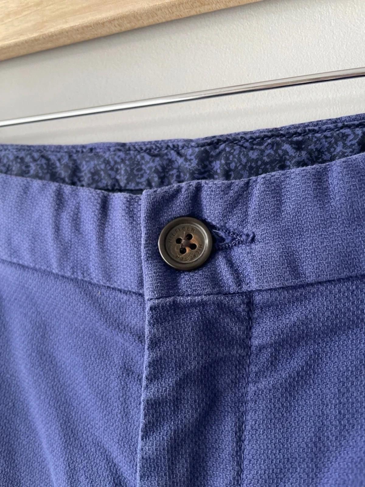 Men’s Tommy Hilfiger Denton Stretch Chino Shorts In Blue - W38/L8 - 3147