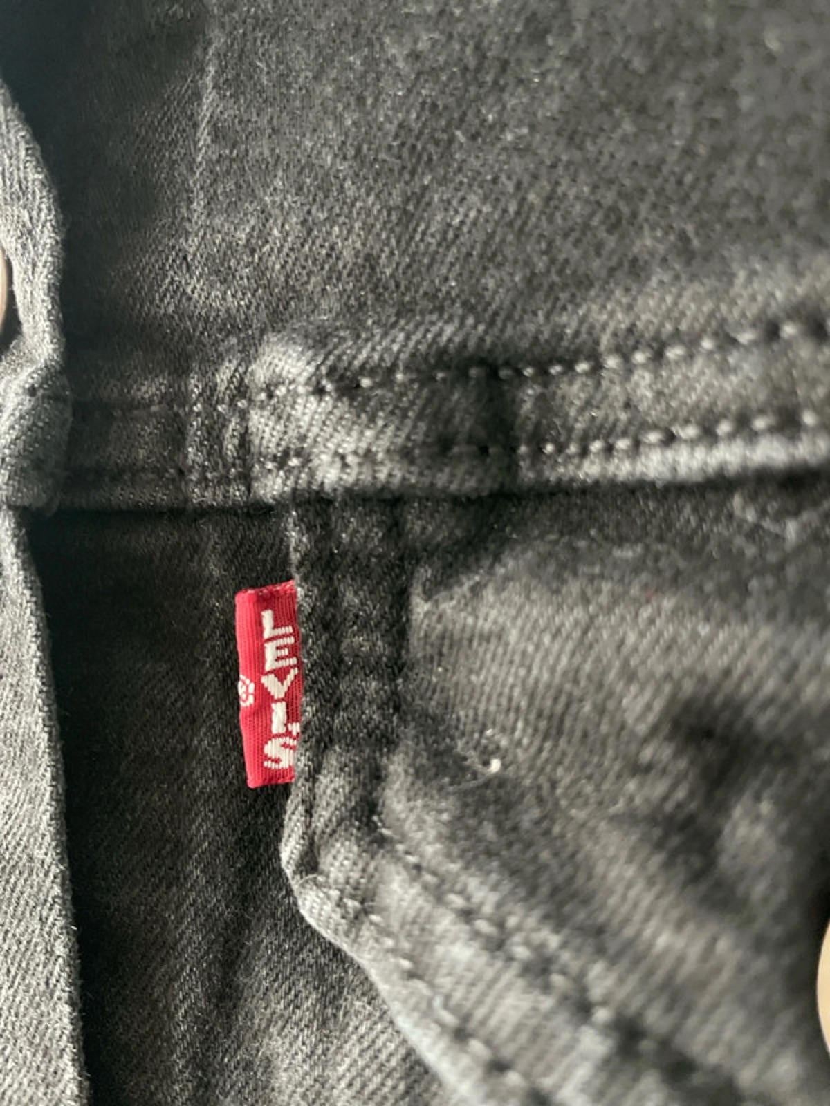 Women’s Levi’s Premium Denim Trucker Jacket In Black Wash - Small - 2463