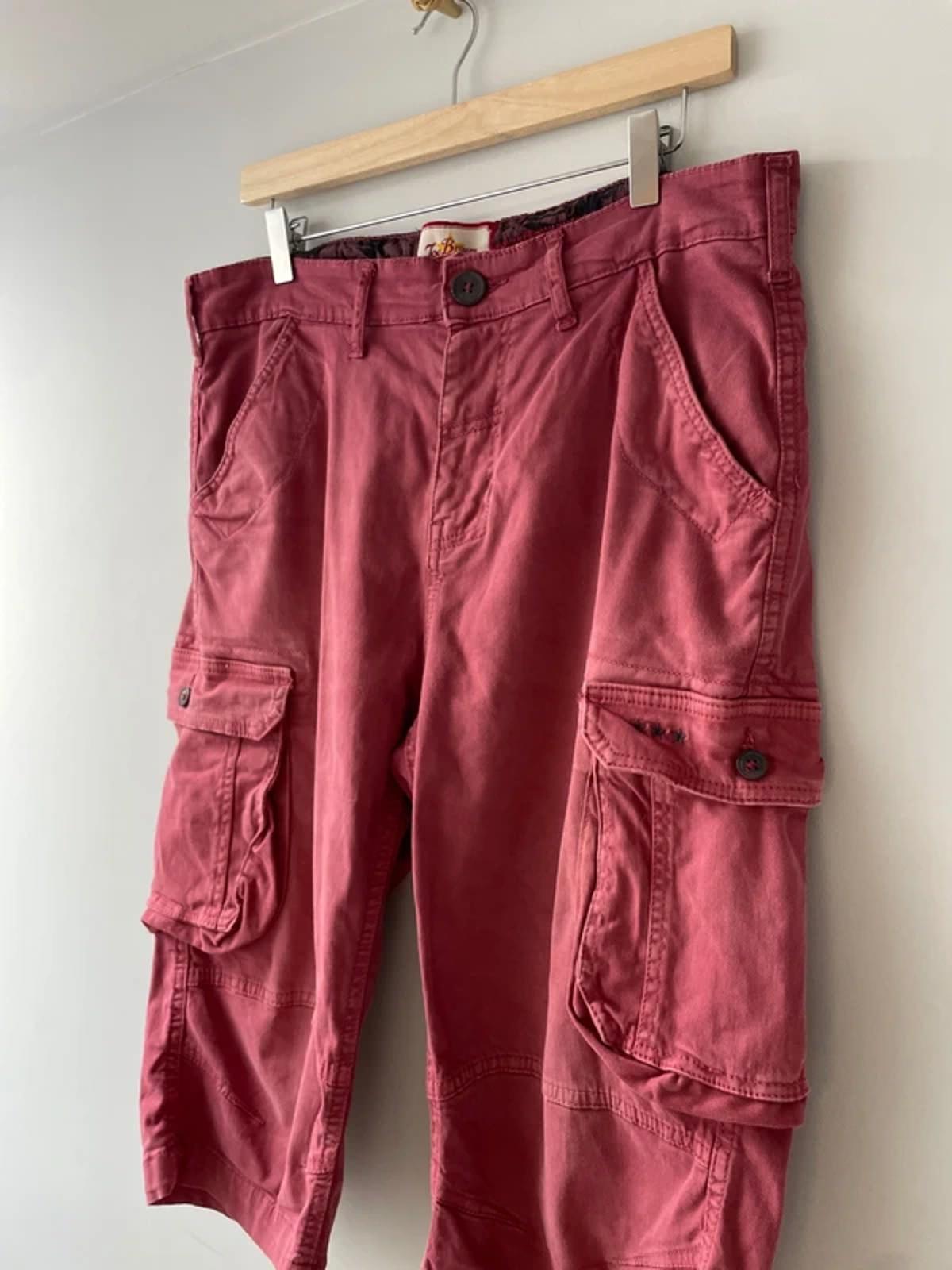 Men’s Jo Browns Classic Cargo Shorts In Red - W32/L15.5 - 3134