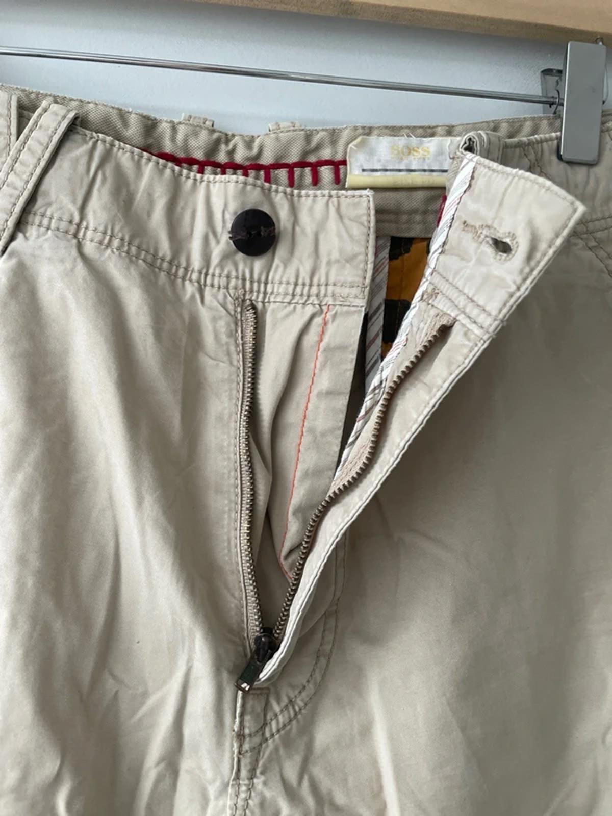 Men’s Hugo Boss Baggy oversized Fit Cargo Shorts In Beige - W34/L12 - 3183