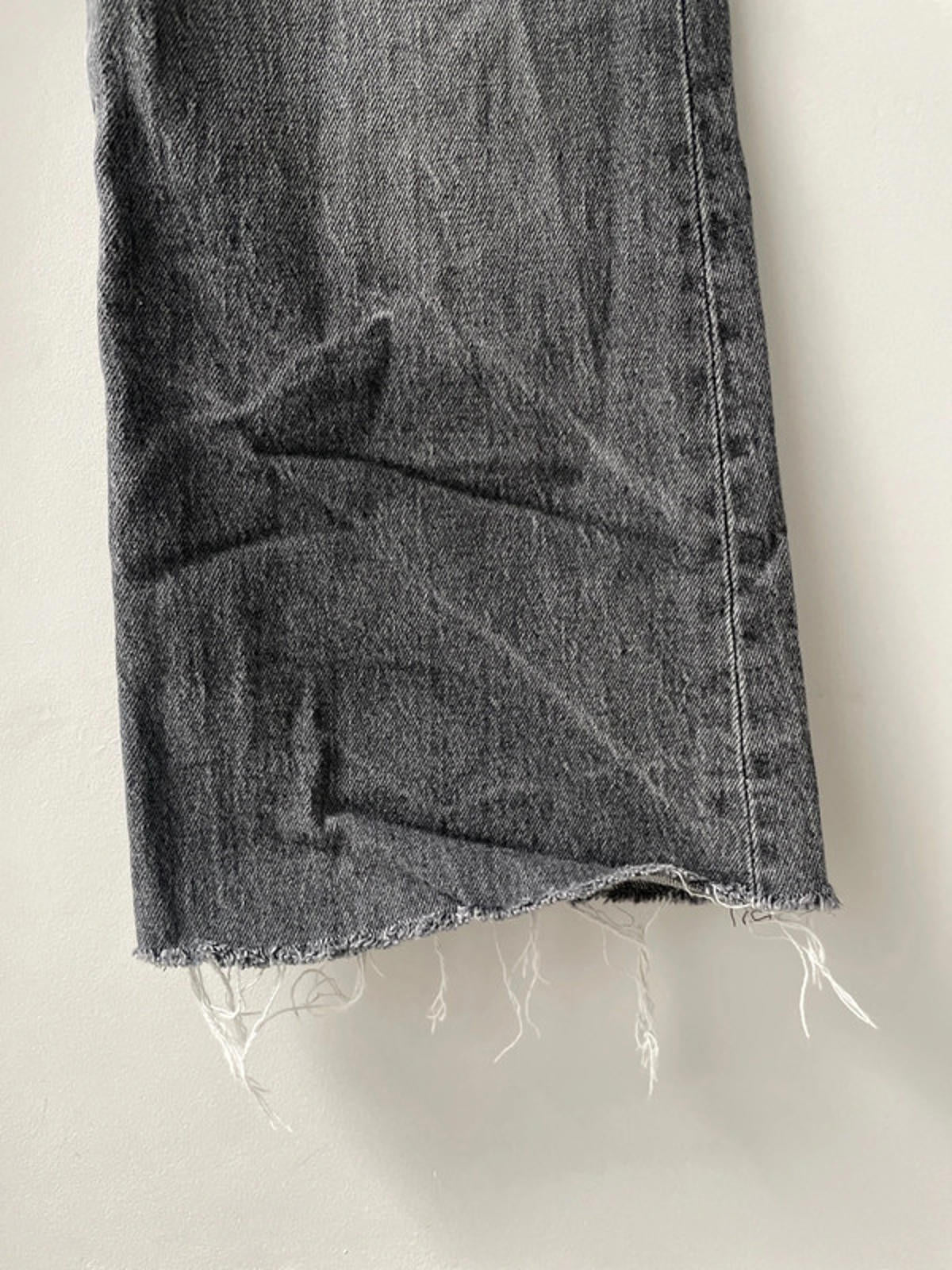 Women’s Levi’s Ribcage High Waisted Flare Fit Raw Hem Jeans In Black - W26/L25 - 2491