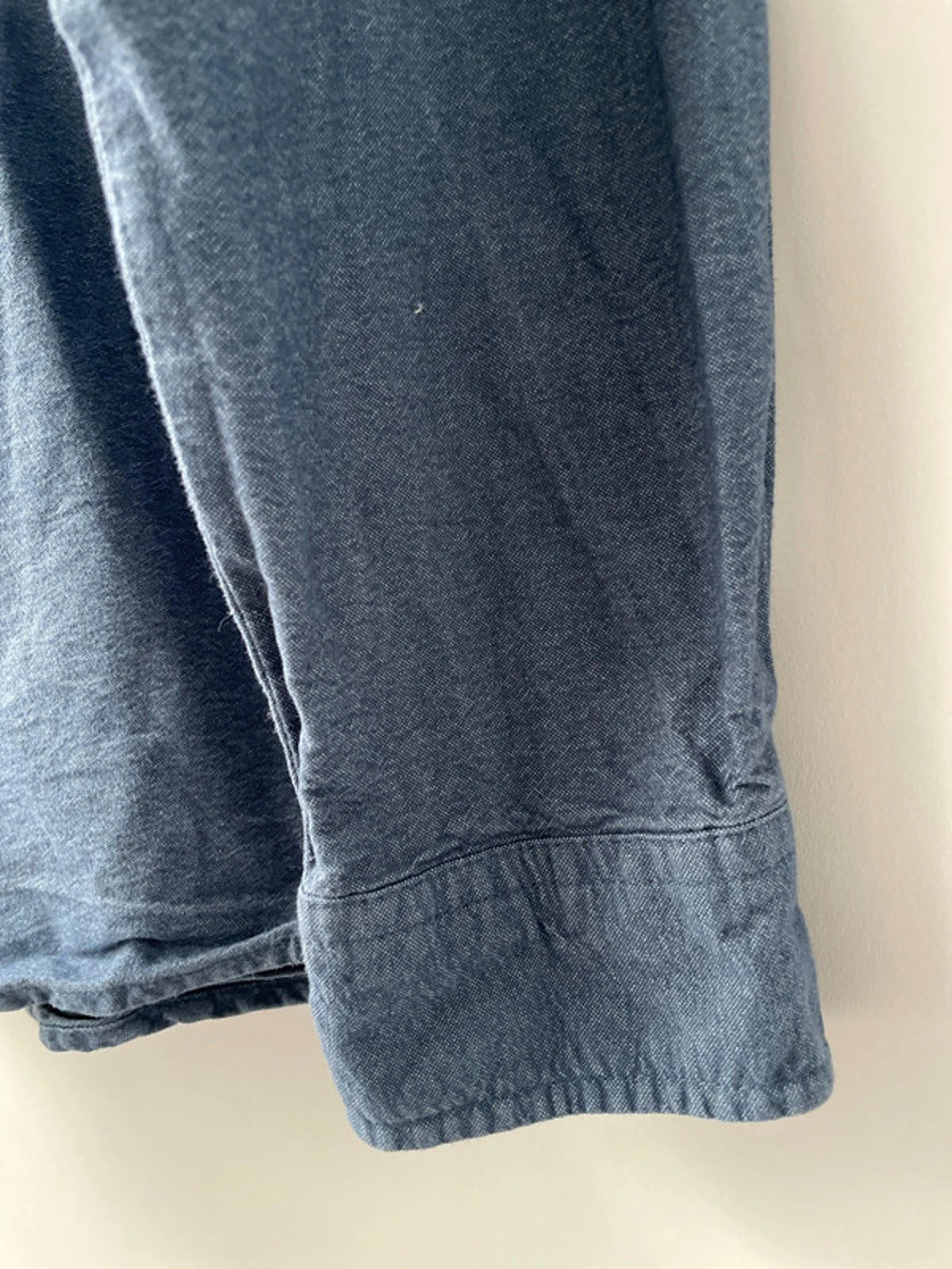 Men’s Folk Relaxed Fit Long Sleeve Chambray Shirt - Large - 2234