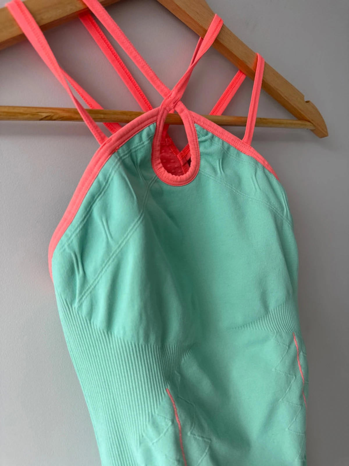 Women’s Sweaty Betty Premium sports Top - XSmall - 1684