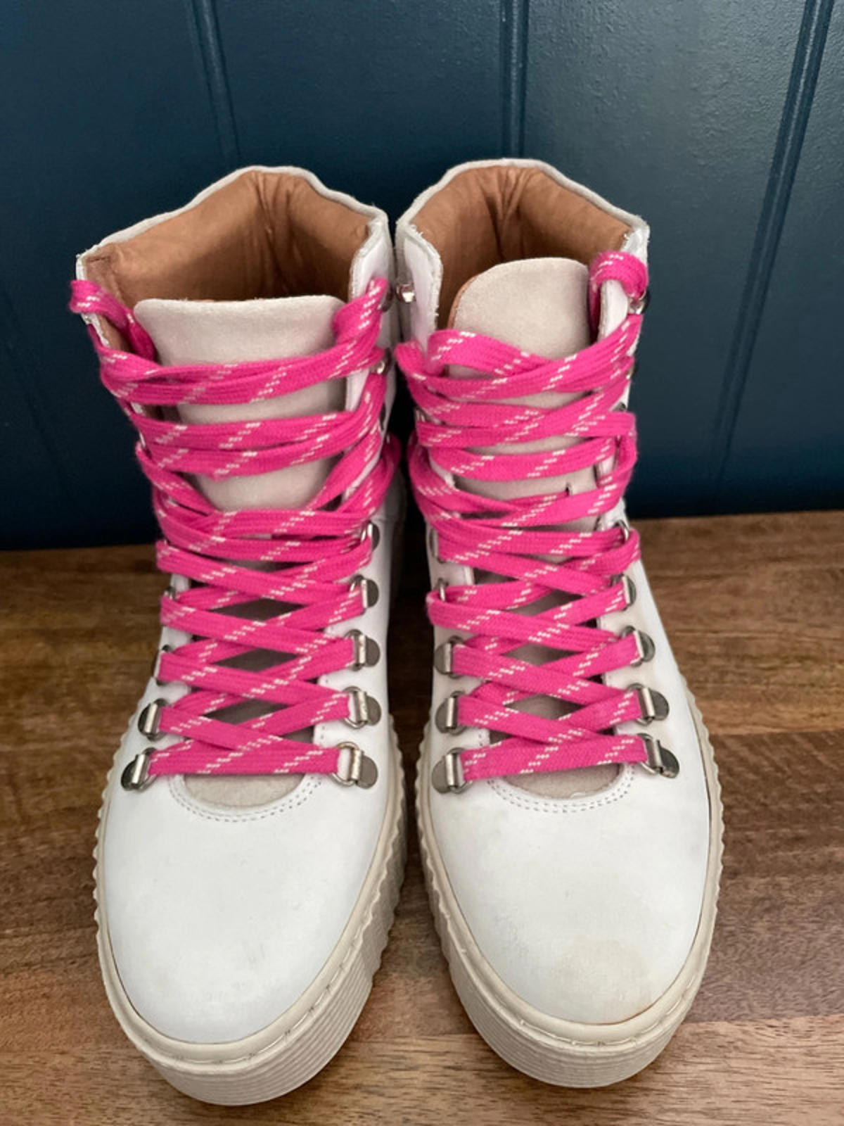 Women’s Shoe The Bear Premium Nubuck Leather Boots In Beige/White - UK4 - 2437