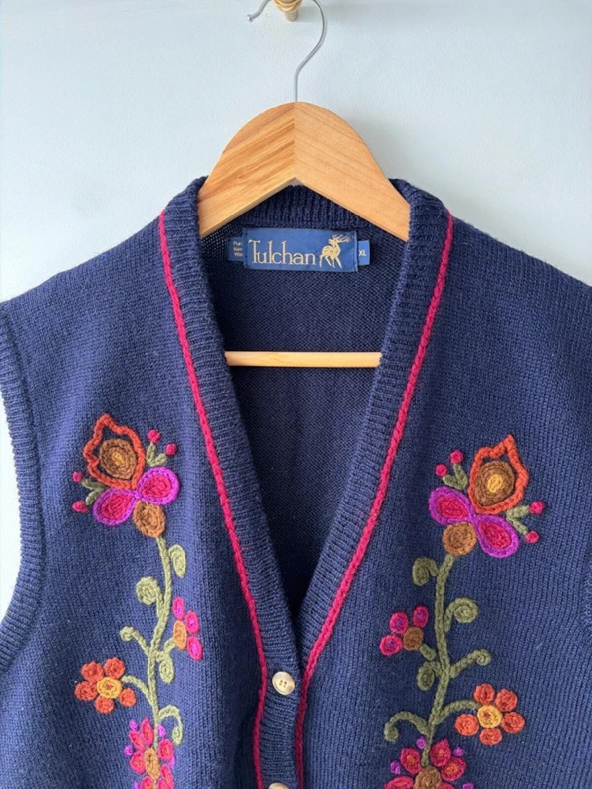 Women’s Tulchan 100% merino wool hand embroidered flower design cardigan - xlarge - 3424