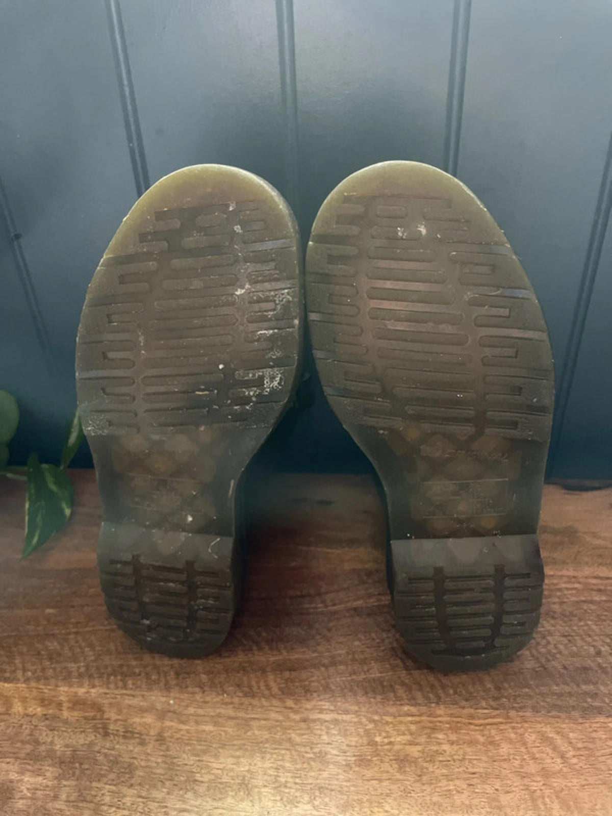 Women’s Dr Martens 14045 Mid Calf Lace Up Vegan Boots In Black - UK6 - 2159