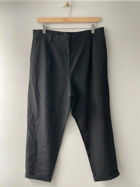 Women’s Cos Pleated 100% Wool Wide Leg Trousers In Black - W32/L24 - 2884