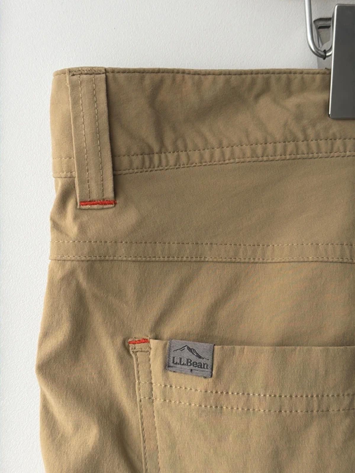 Men’s L.L.Bean Cresta Cargo Shorts In Beige - W40 - 3264