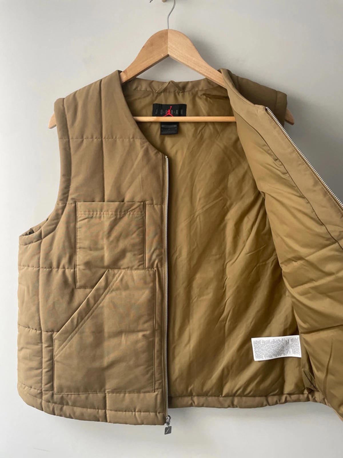 Women’s Jordan Jumpman Quilted Utility Vest Gilet In Brown - Medium - 2207