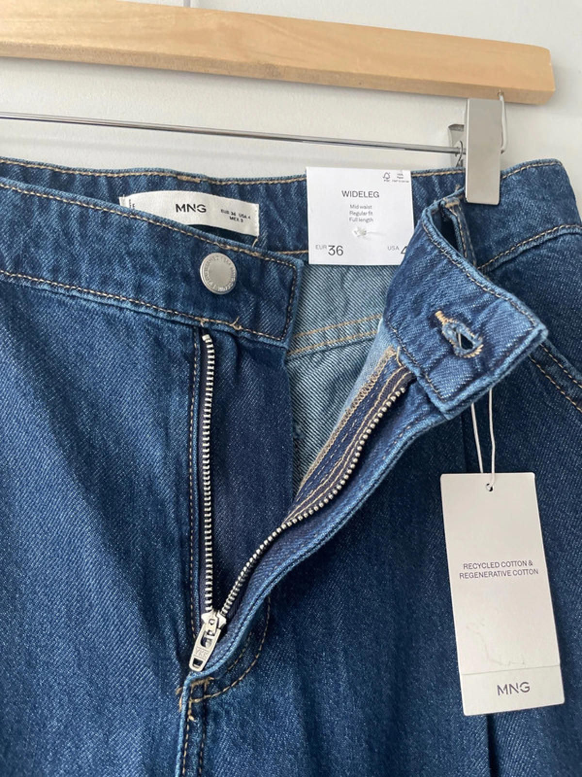 Women’s Mango Wide Leg Pleated Front Soft Denim Jeans - W29/L31 - 2192