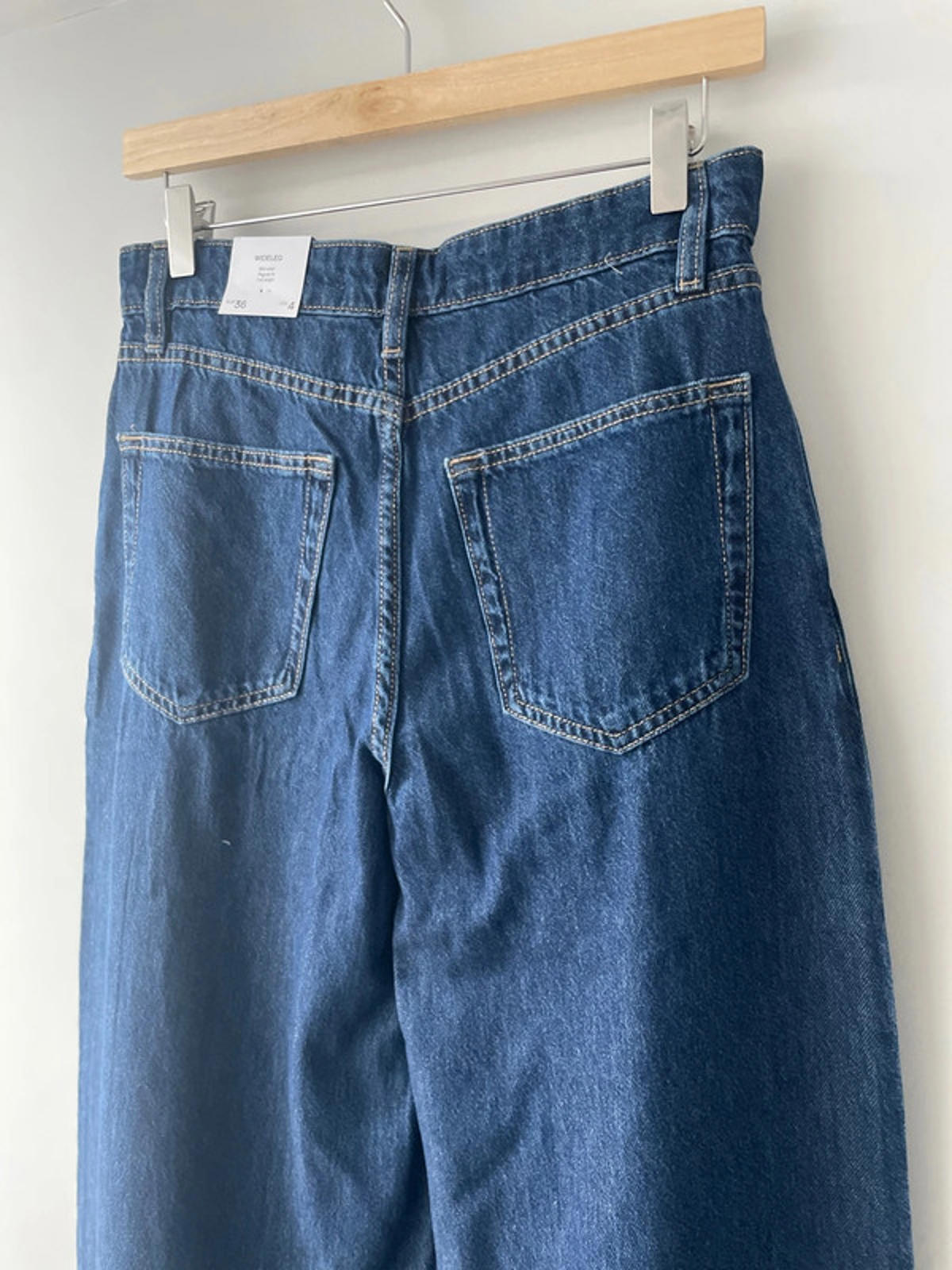 Women’s Mango Wide Leg Pleated Front Soft Denim Jeans - W29/L31 - 2192