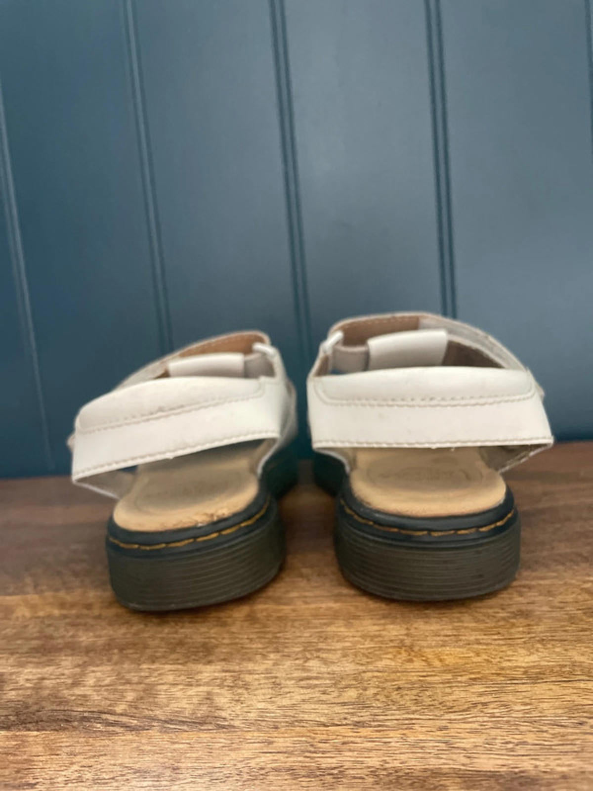 Women’s Dr. Martens Premium Leather Sandals with chunky sole  - UK 3 - 0903