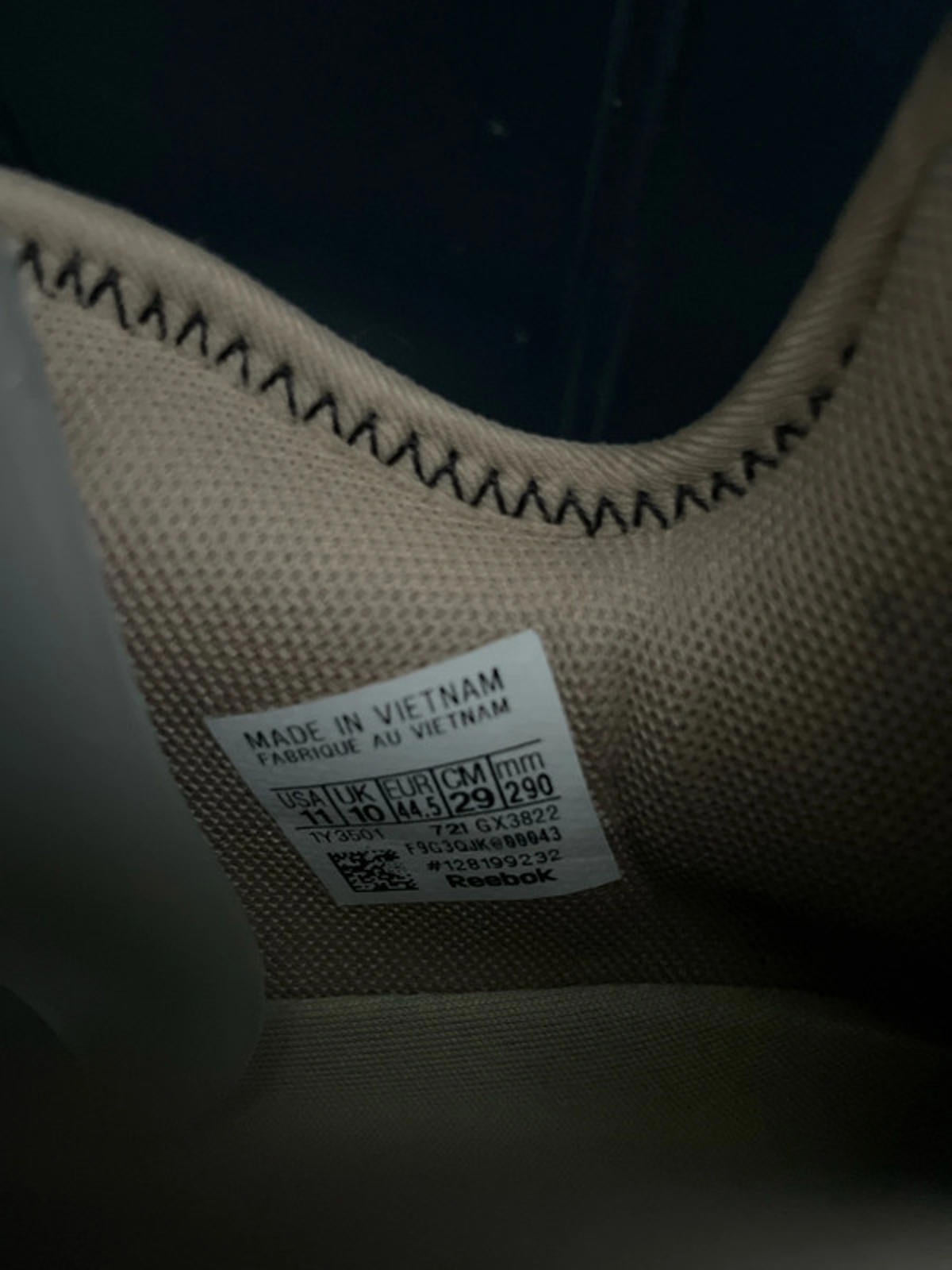 Men’s Reebok Zig Kinetica 2 Edge 'Army Green' size? Exclusive - UK10 - 2570