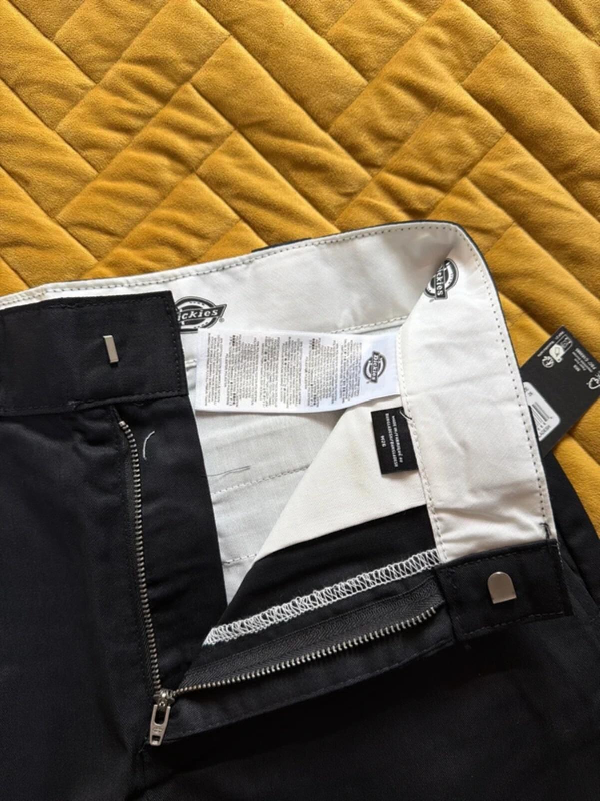 Women’s Dickies mini work skirt with pockets in black - W26 - 3437