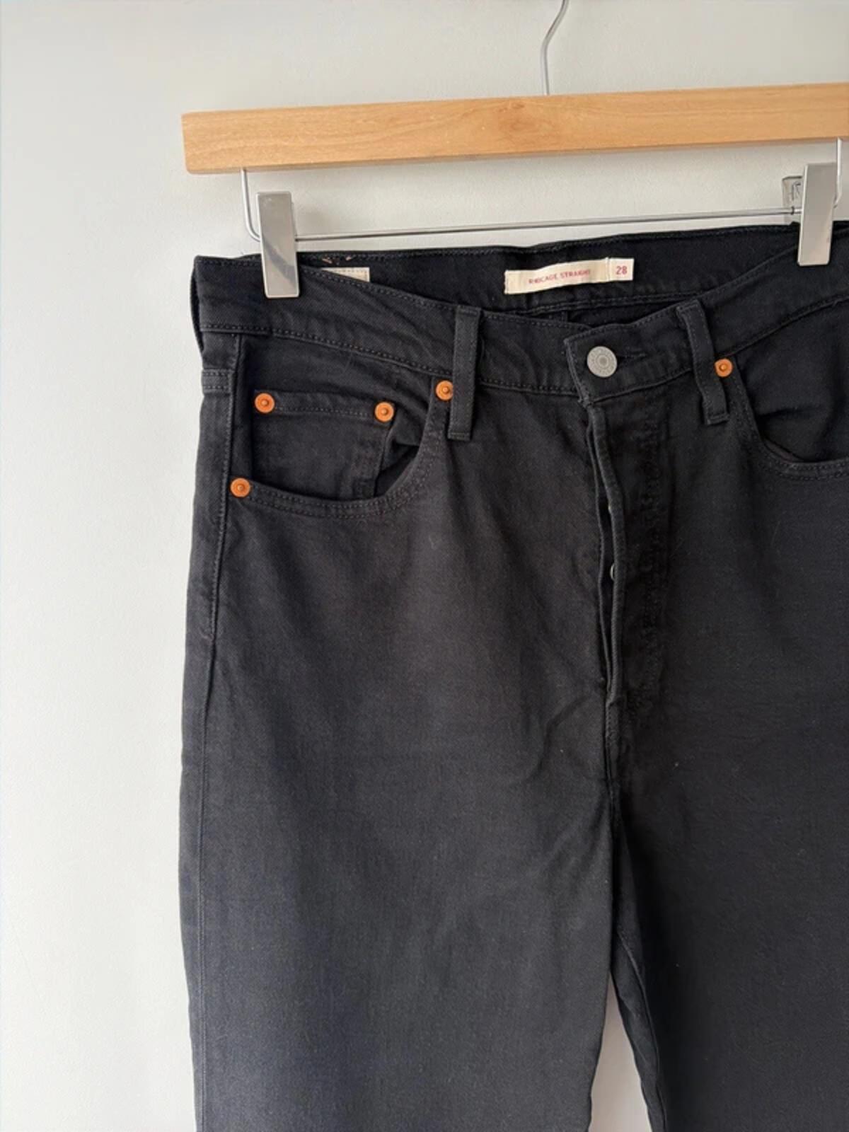 Women’s Levi’s High Waisted Ribcage Straight Fit Jeans In Black - W28/L27 - 3311