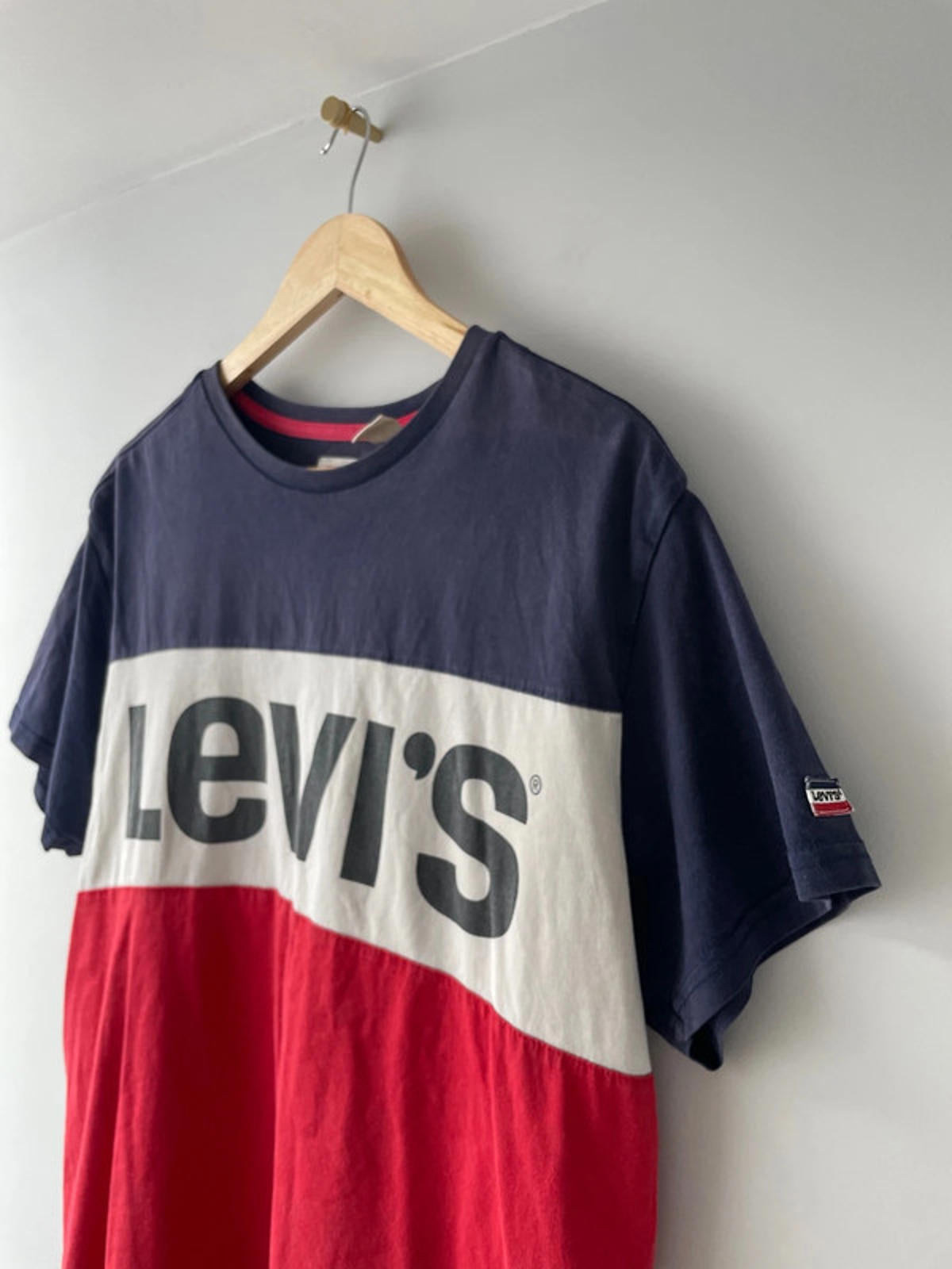 Men’s Levi’s Crew Neck T-shirt Top - Large- 1571
