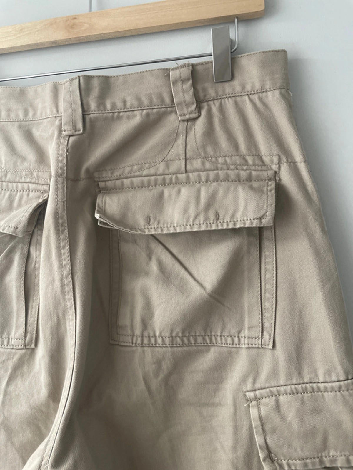 Men’s Baggy Oversized Fit Cargo Shorts In beige - W33 - 1914