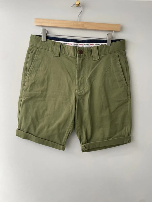 Men’s Tommy Hilfiger Scanton Slim Fit Chino Shorts in Khaki Green - W30/L8 - 3179