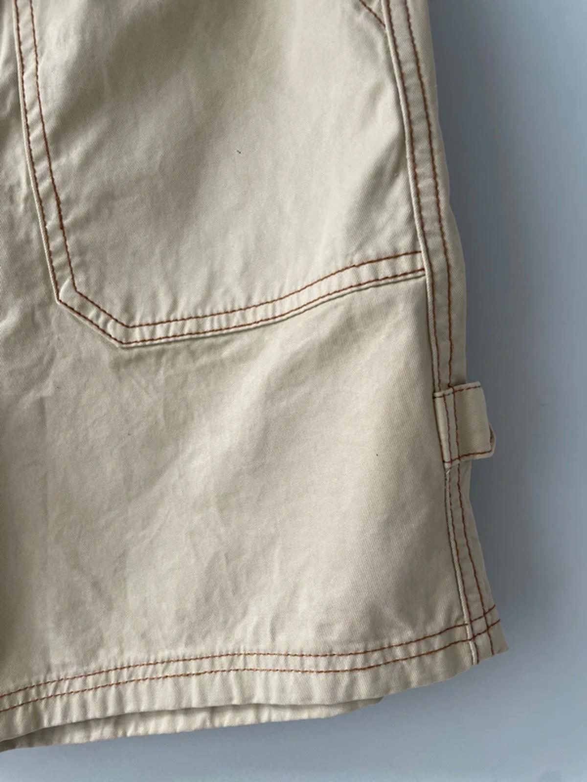 Women’s Native Youth Baggy Fit Cargo Shorts In Beige - W28/L6 - 3174