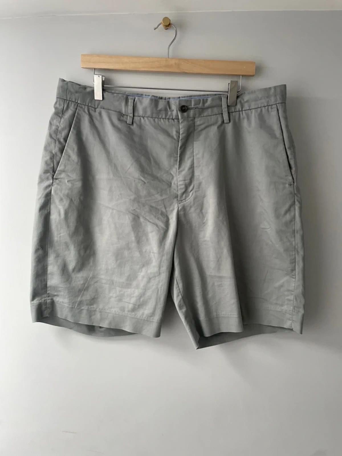 Men’s Ralph Lauren Classic Fit Chino Shorts in Beige - W36/L9 - 3171