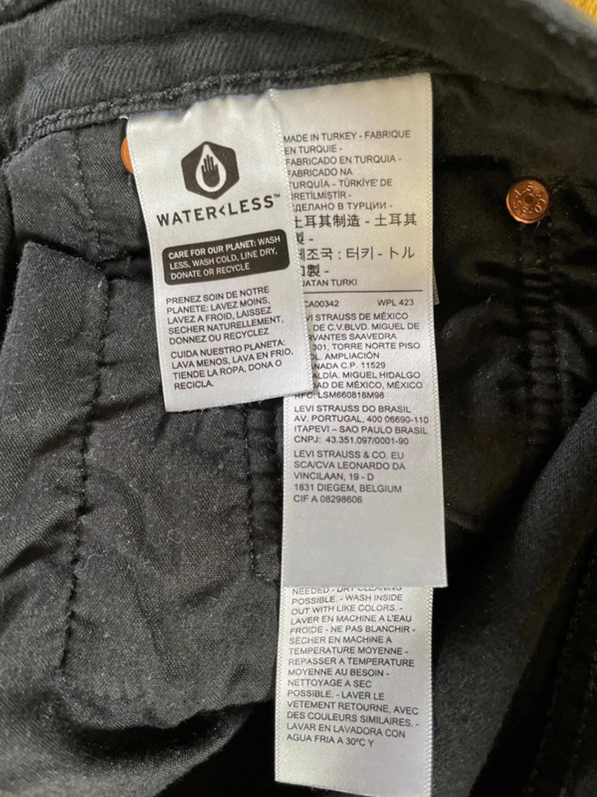 Women’s Levi’s High Waisted Ribcage Straight Fit Jeans In Black - W26/L27 - 2506