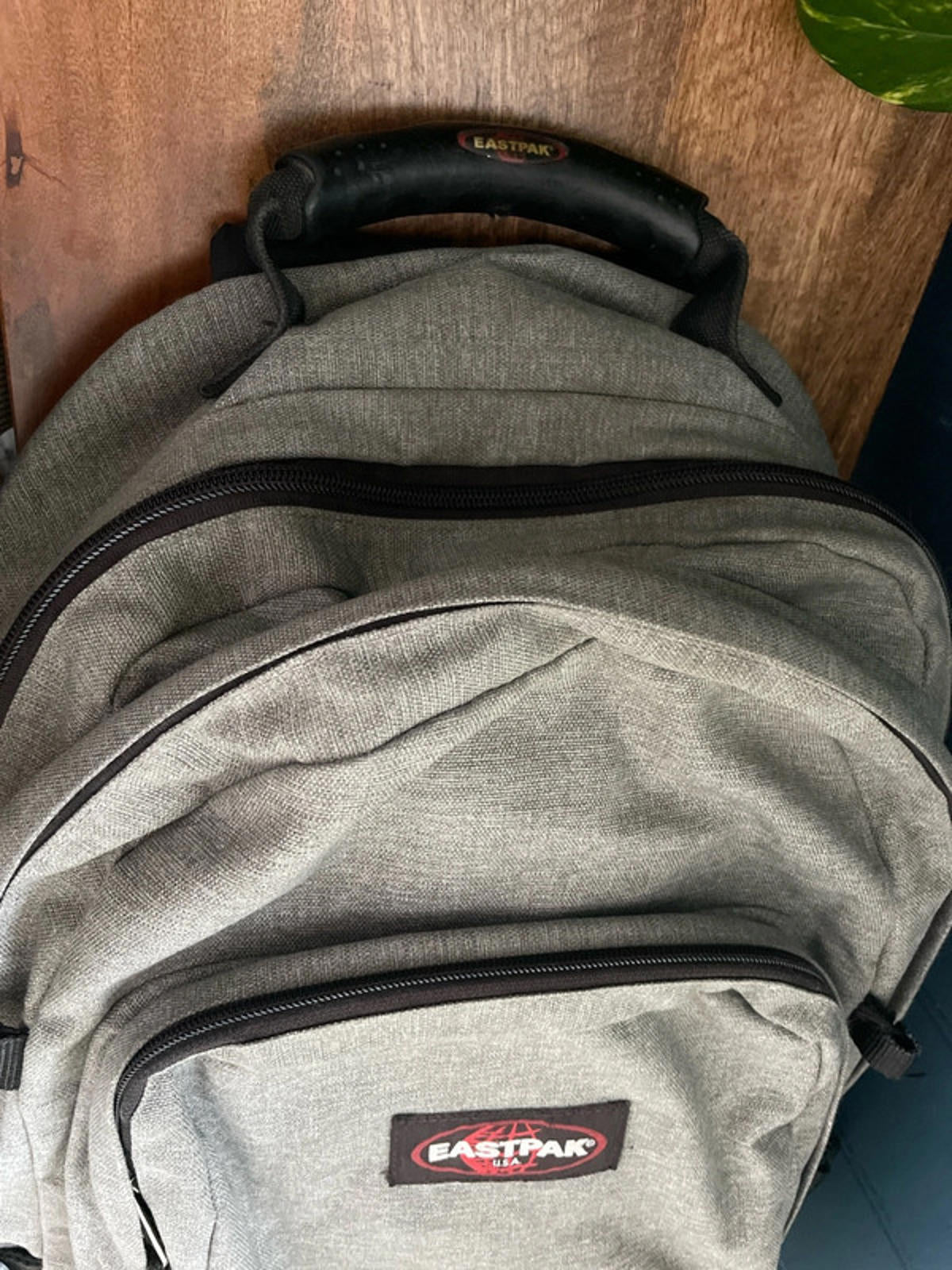 Unisex Eastpak Provider Backpack Rucksack In Light Grey - 2421