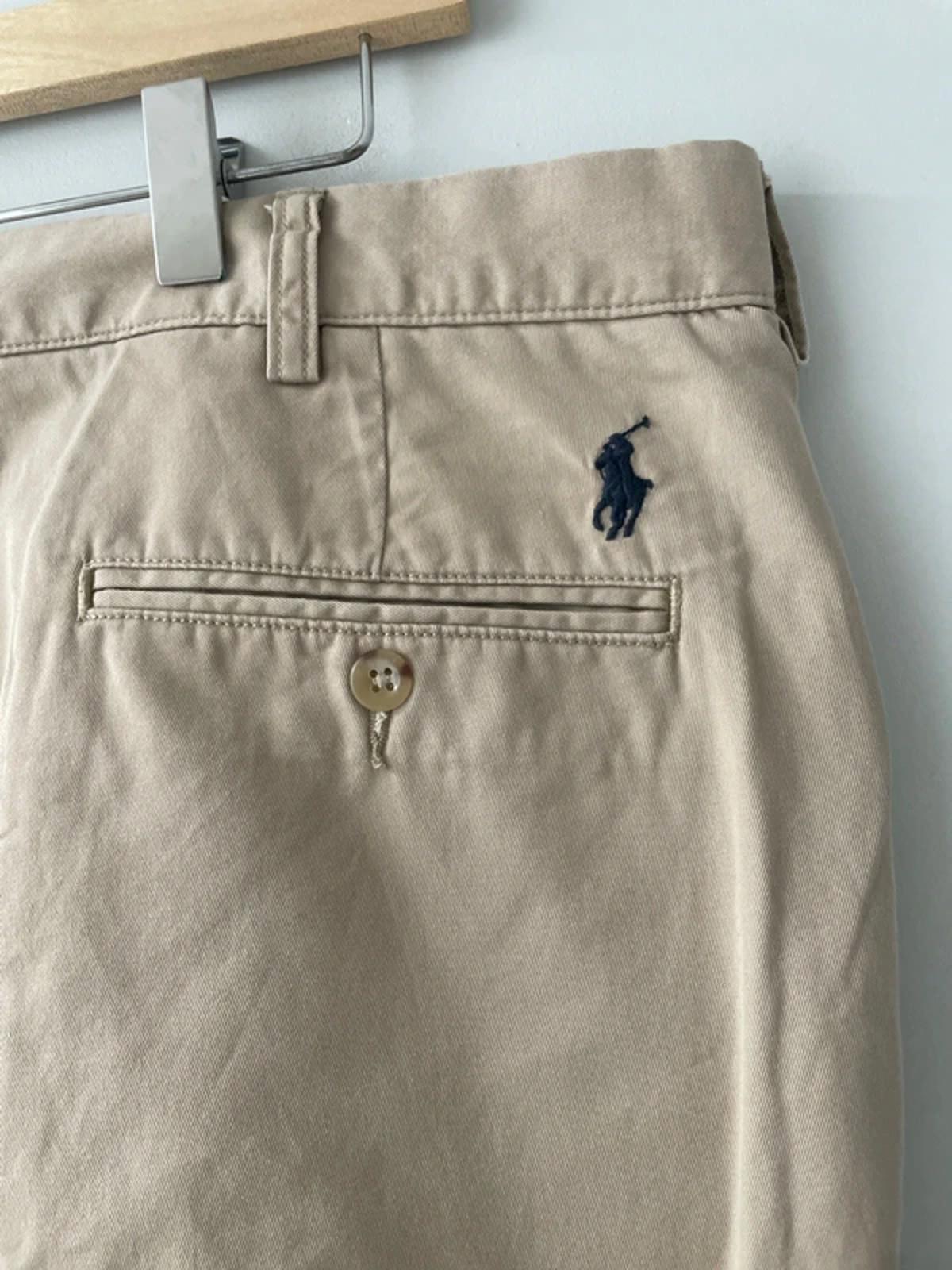 Men’s Ralph Lauren Classic Chino Shorts in Beige - W42/L11 -3188