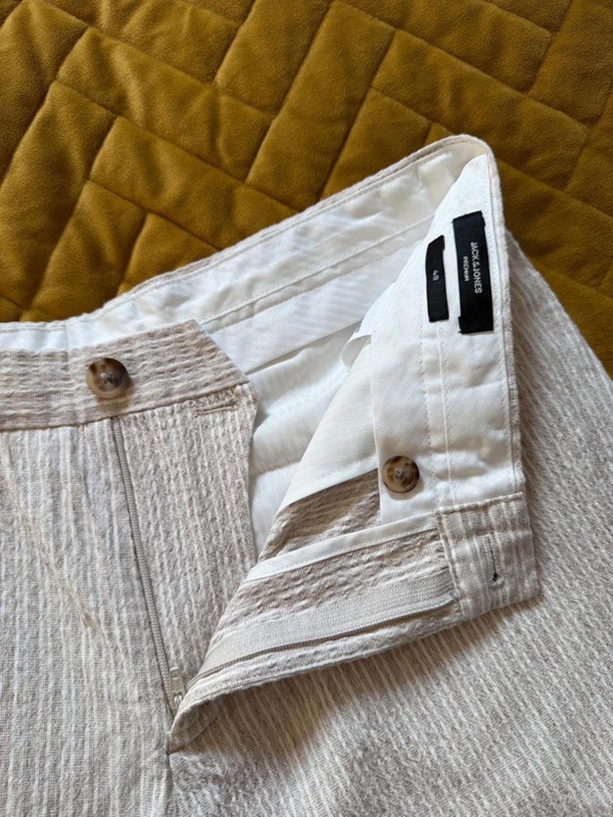 Men’s Jack & Jones Premium Linen Shorts In Beige - W32 - 3271