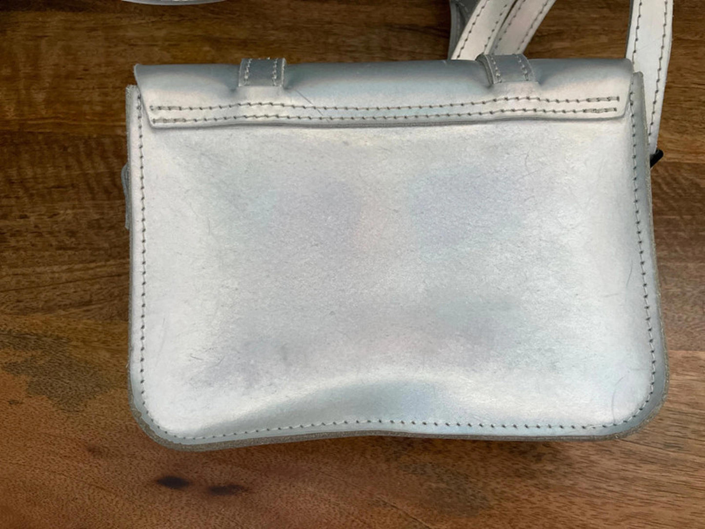 Women's Dr Martens 7'' Iced Metallic Leather Satchel In Silver - 2422