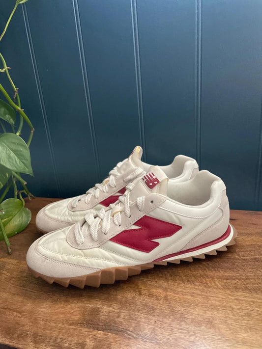 Men’s New Balance RC30 Gum Sole Trainers - UK 8.5 - 1620