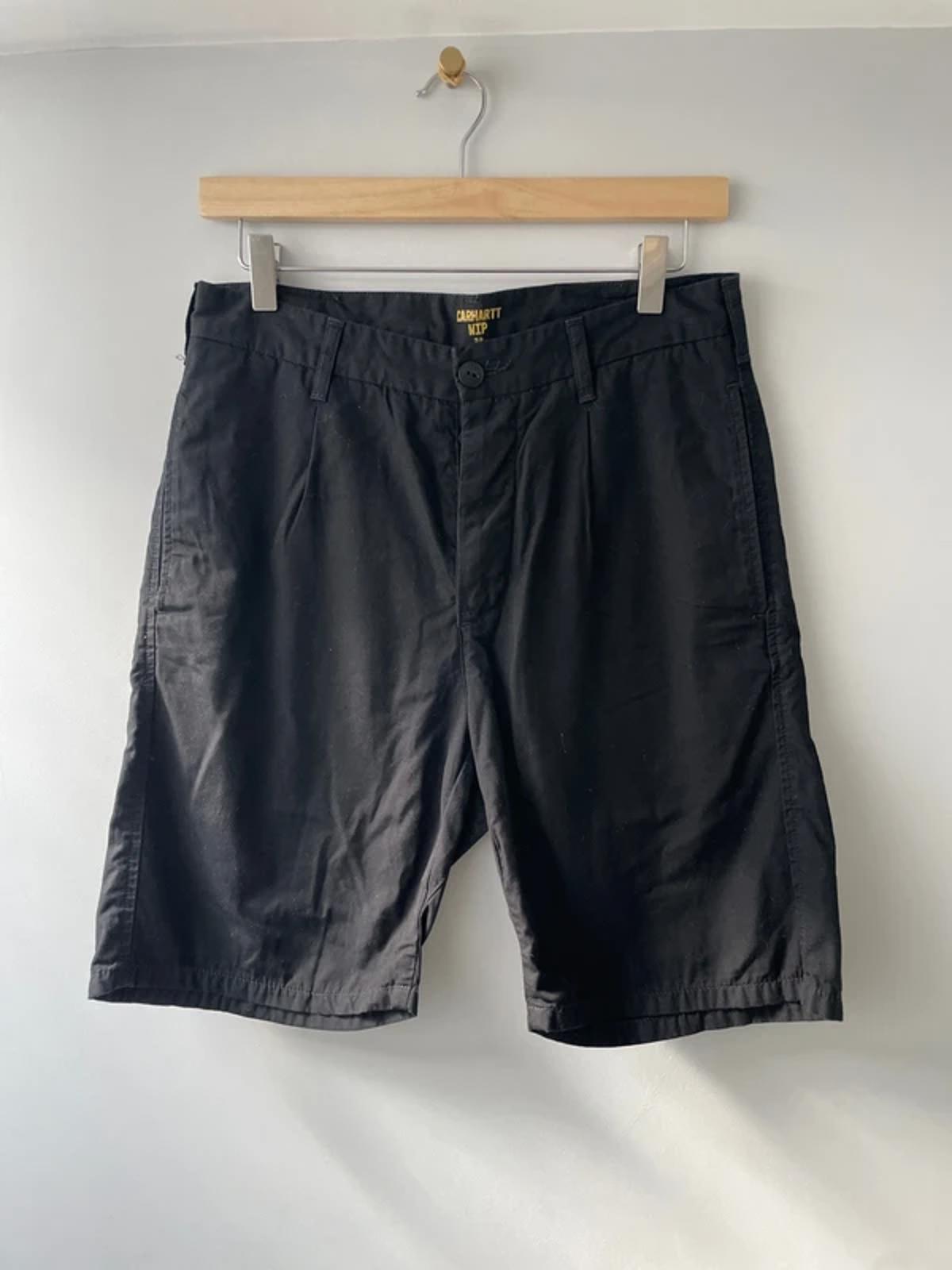 Men’s Carhartt WIP Gerald Chino Shorts in Black - W28/L8 - 3072