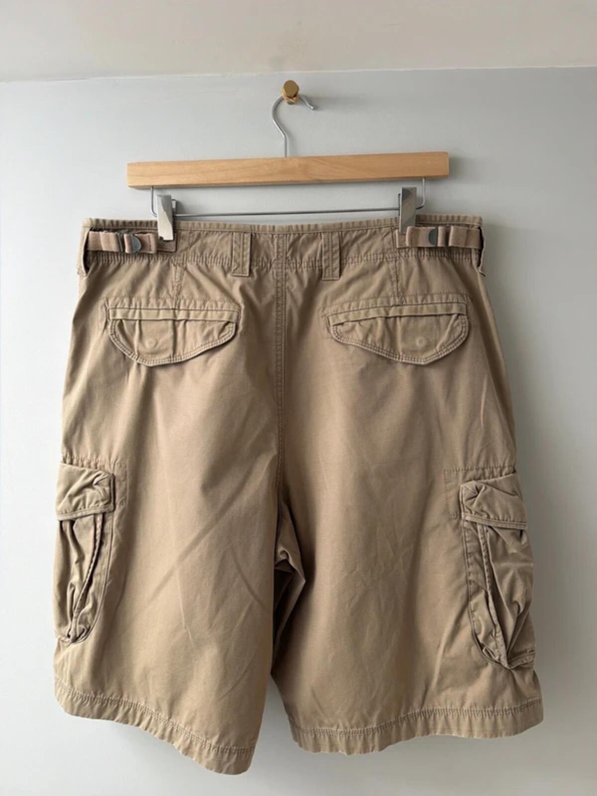 Men’s cargo combat baggy fit shorts in beige - W36 - 3404