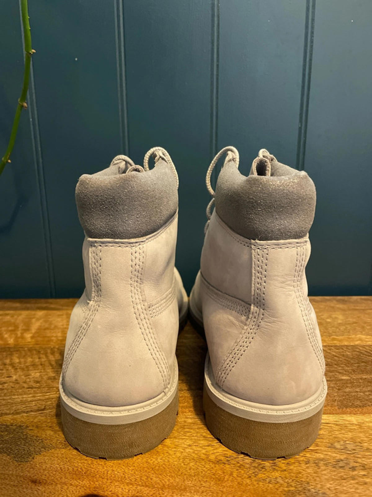 Women’s Timberland 6 Inch Nubuck Premium Leather Boots in Grey - UK 5.5 - 2555