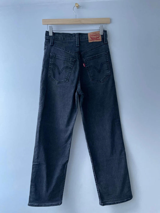 Women’s Levi’s High Waisted Ribcage Straight Fit Jeans In Black - W24/L27 - 2627