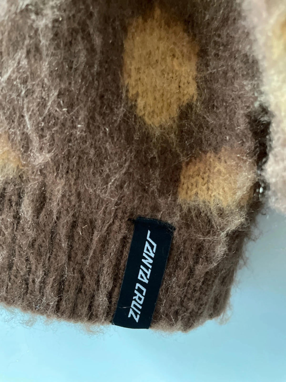 Men’s Santa Cruz Fuzzy Knitted Jumper In Brown - Medium - 2494