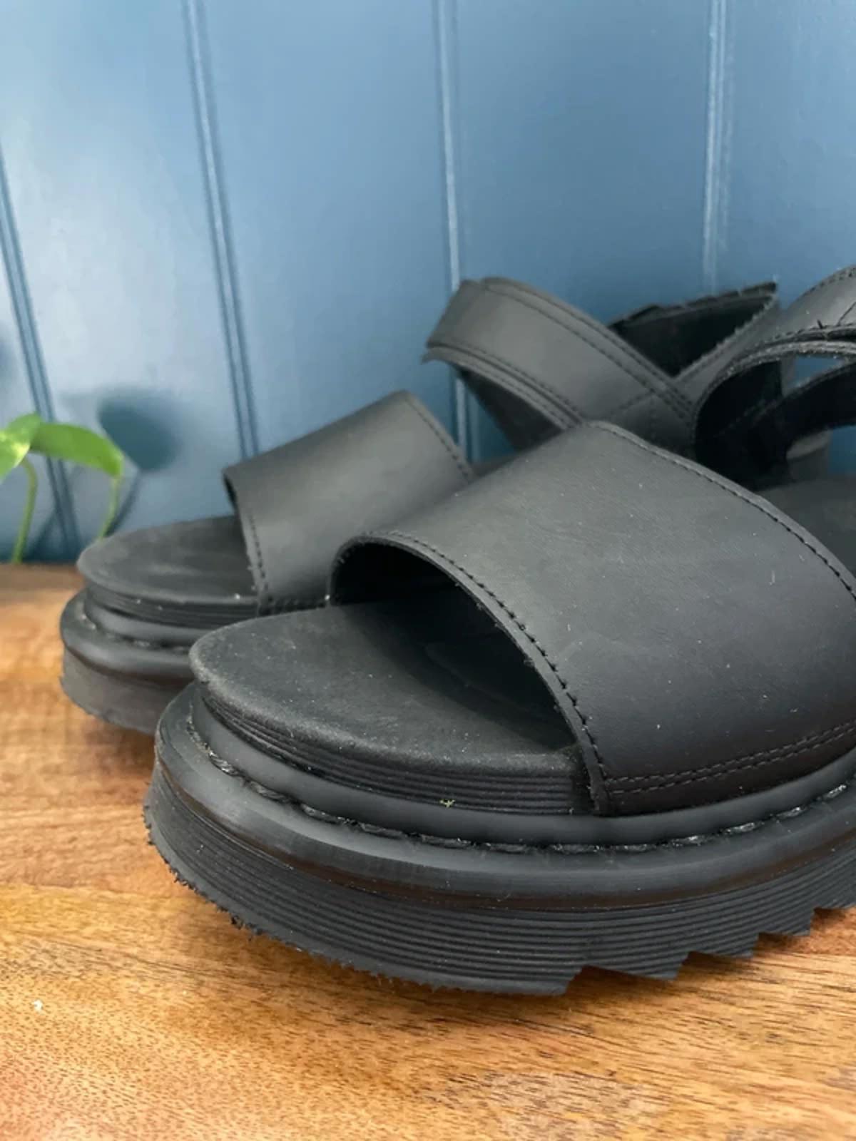 Women’s Dr Martens Voss Chunky Sole Sandals In Black - UK 7 - 3045