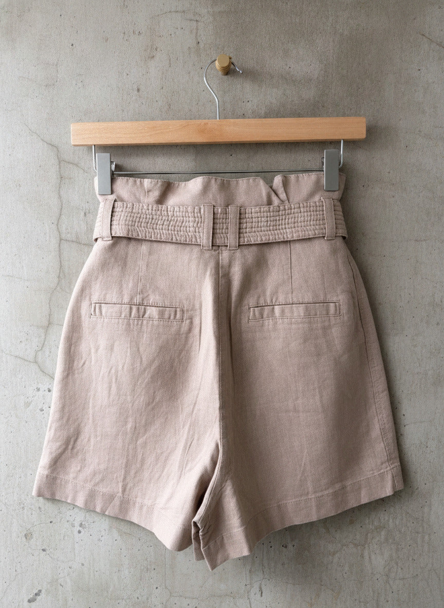 Women’s & Other Stories linen tie front style shorts in beige - Uk6 - 3440