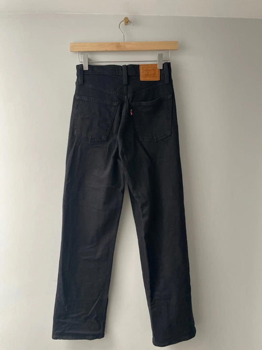 Women’s Levi’s High Waisted Ribcage Straight Fit Jeans In Black - W24/L27 - 2354