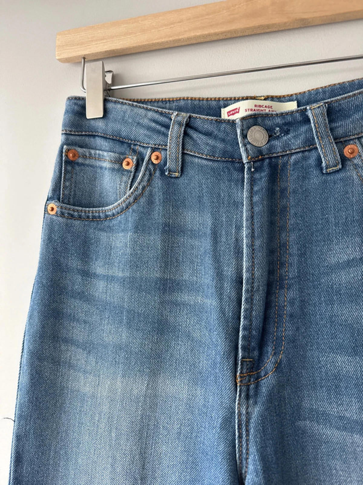 Women’s Levi’s Ribcage Straight Ankle Fit High Waisted Jeans - W26 / L29 - 0361