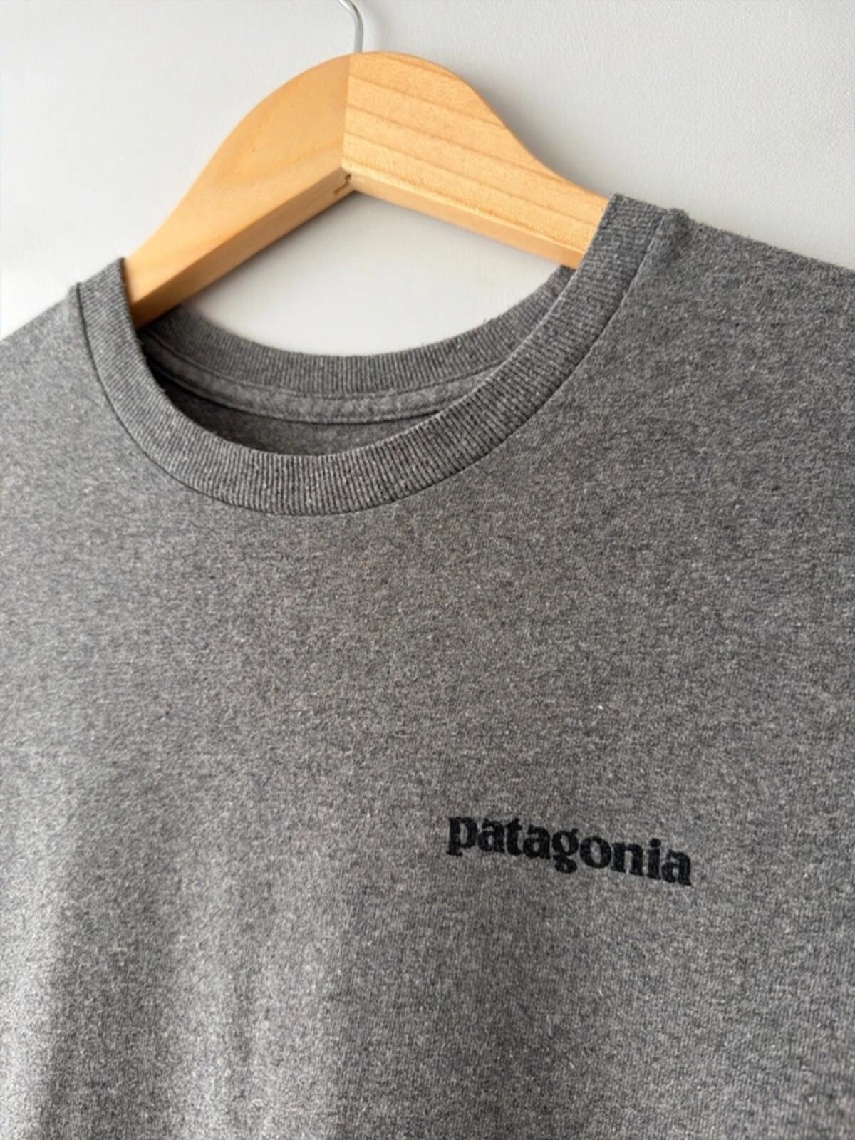 Men’s Patagonia Crew Neck Printed T-shirt In Grey - Small - 3382