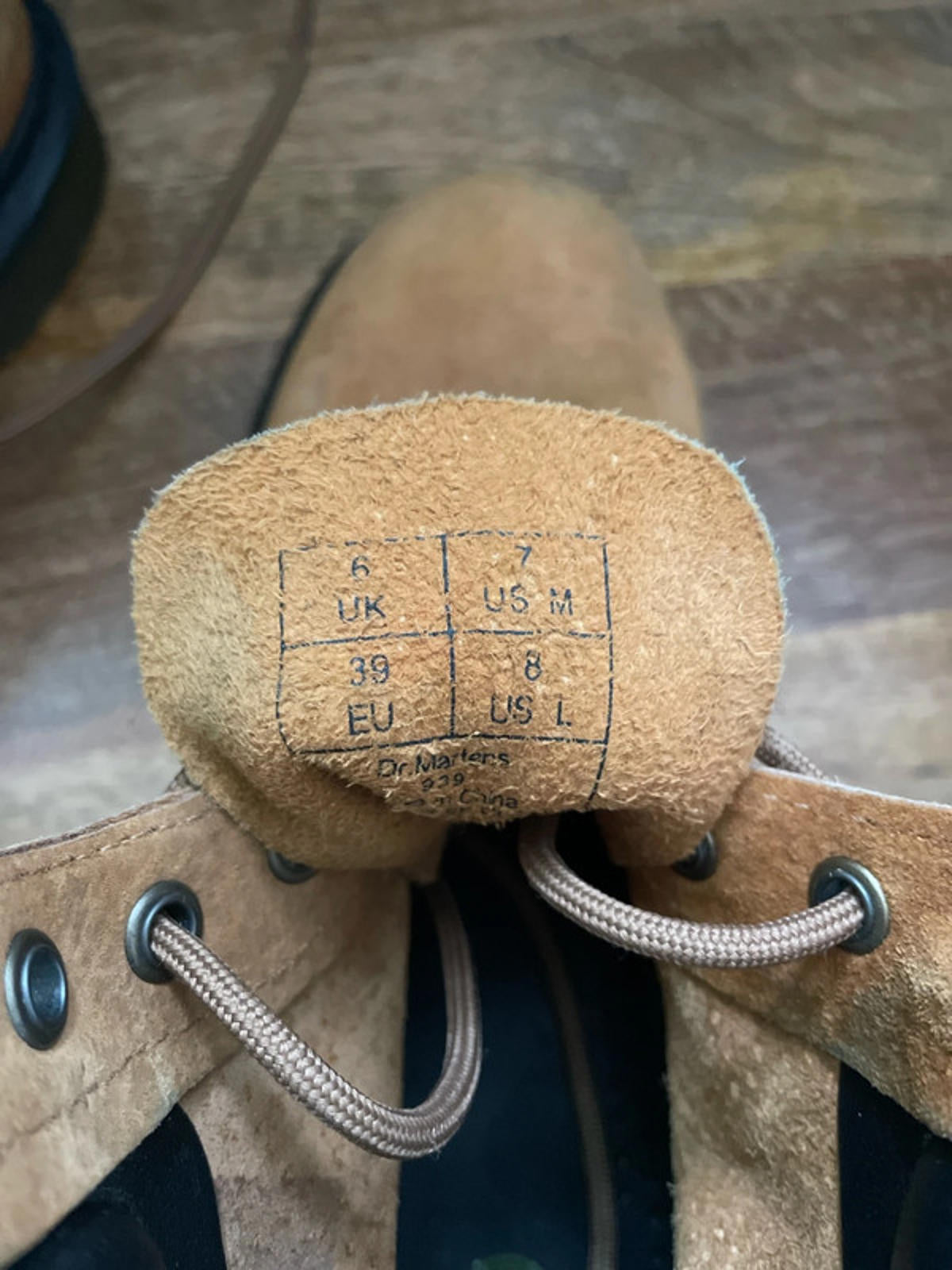 Women’s Dr Martens Soft Buck 939 Suede Lace Up Boots In Tan - UK 6 - 2358