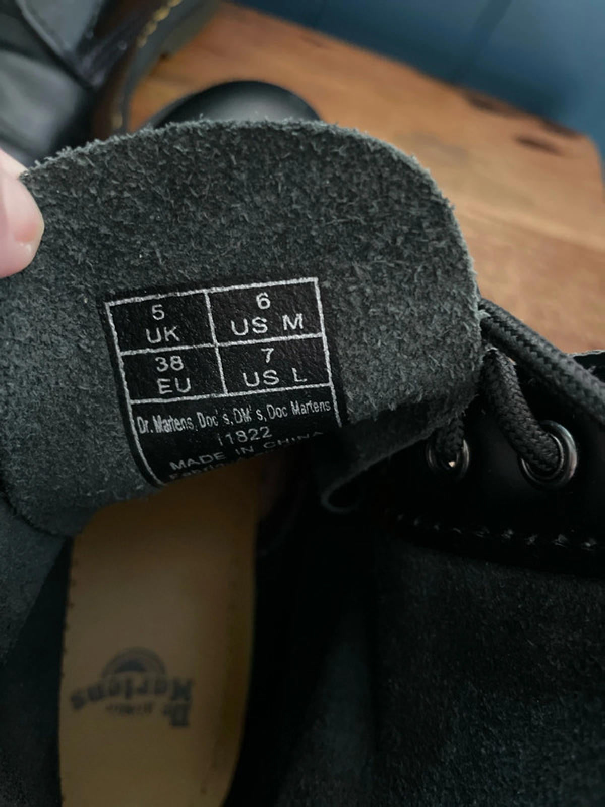 Women’s Dr Martens 11822 Mid Calf Lace Up Boots in Black - UK5 - 2158