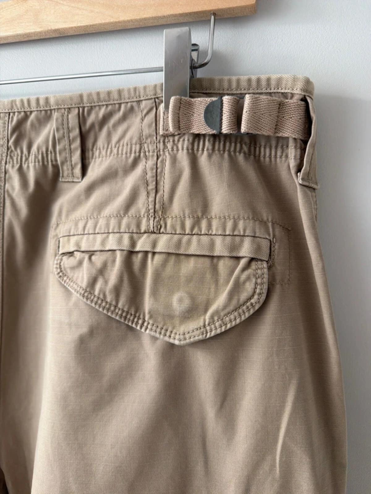 Men’s cargo combat baggy fit shorts in beige - W36 - 3404