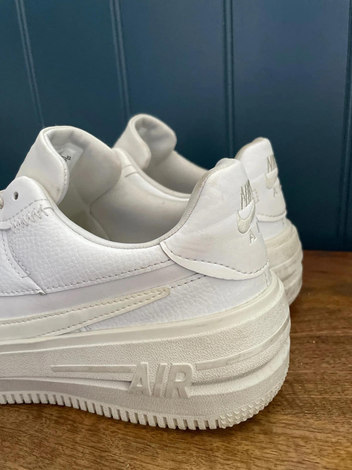 Women’s Nike Air Force 1 Premium Leather Trainers - UK 5.5 - 1928