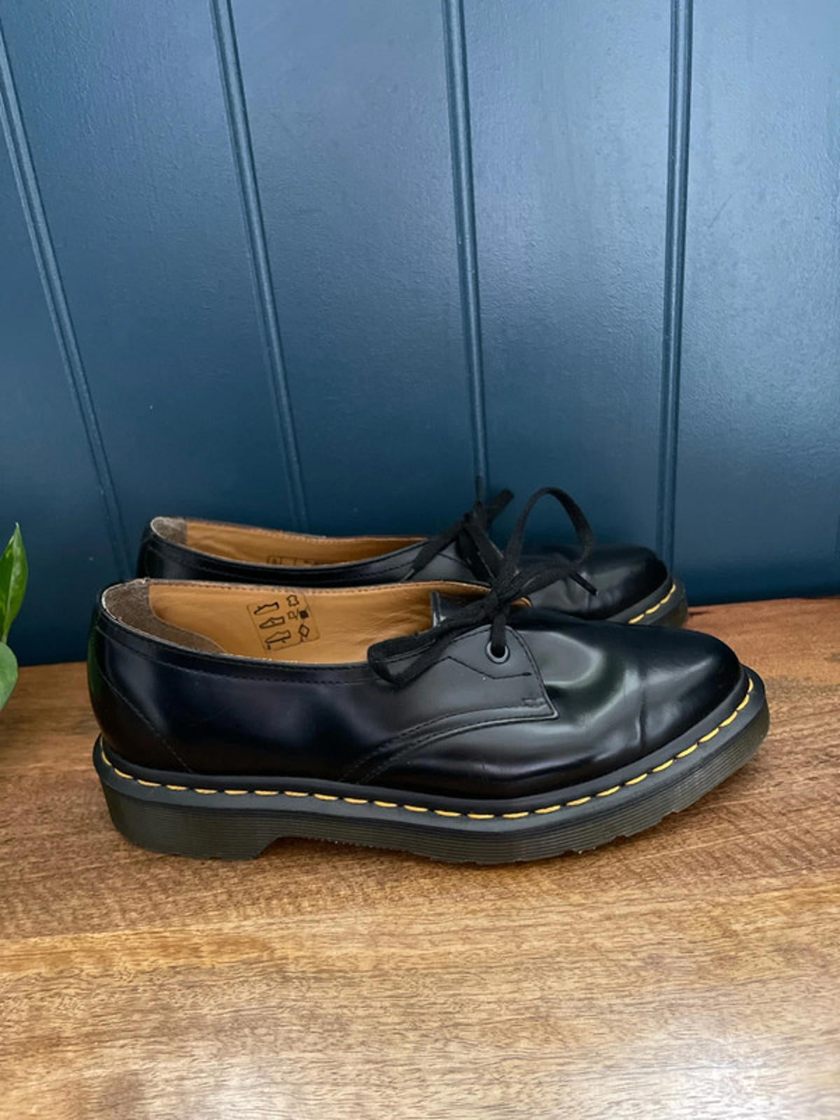 WoMen’s Dr Martens Siano Premium Soft Leather Lace Up Shoes In Black - UK5 - 2188