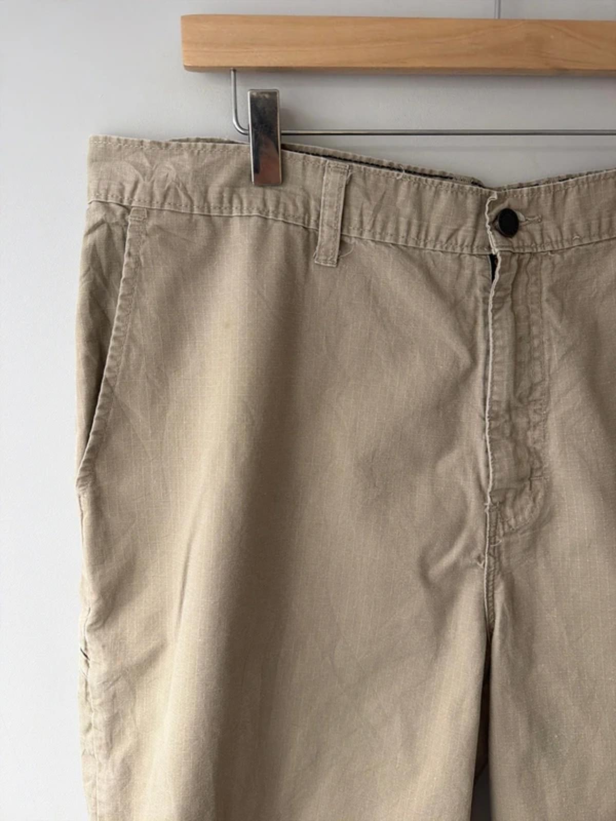Men’s Dickies Baggy Fit Cargo Shorts In Beige - W38 - 3274