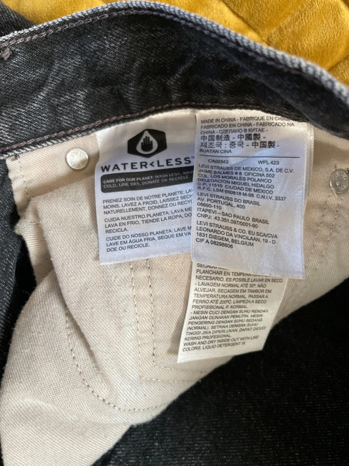 Men’s Levi’s Limited Edition Silver Tab Straight Fit Washed Jeans In Black - W32/L32 - 2528