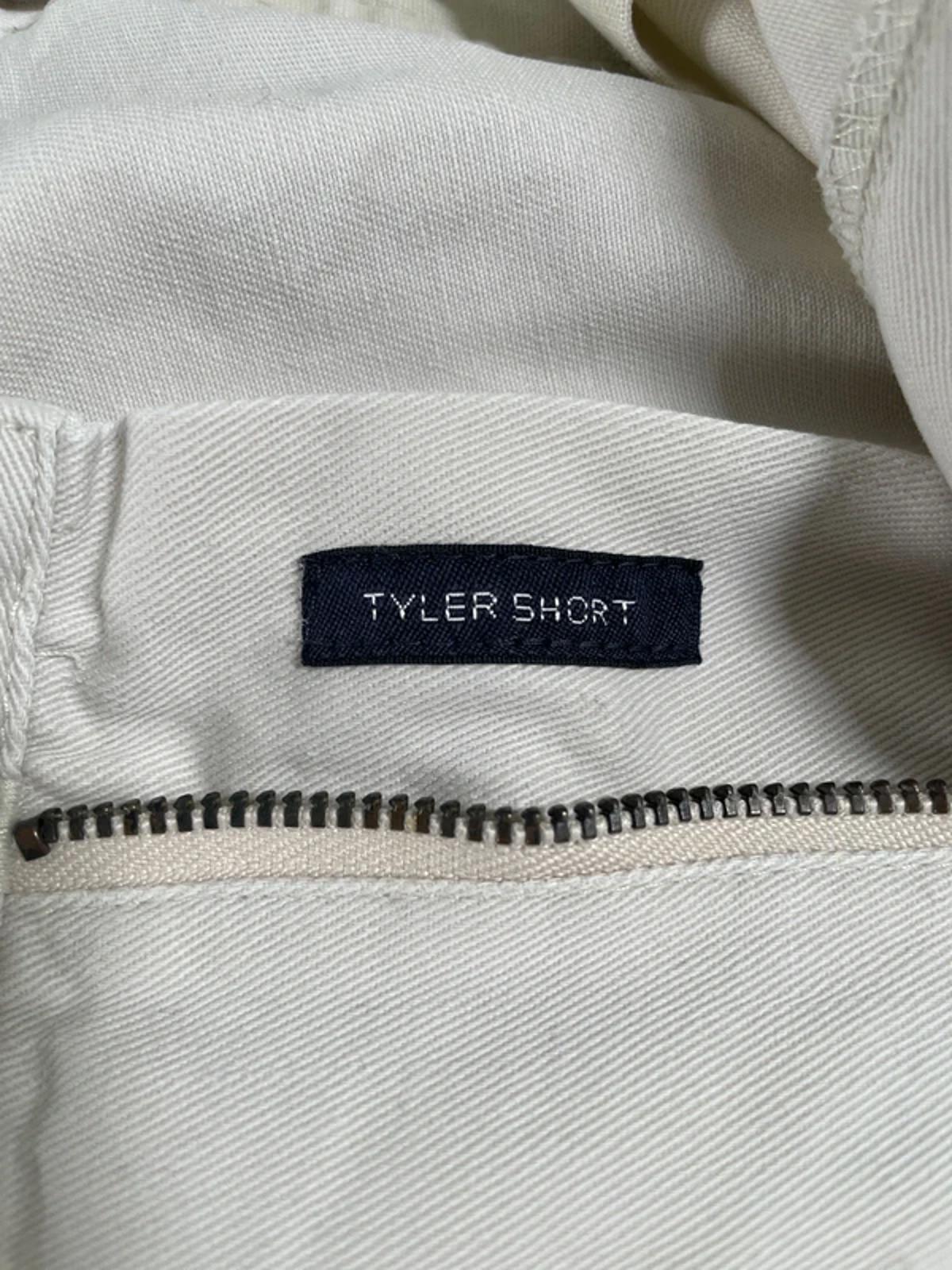 Men’s Ralph Lauren Tyler Fit Chino Shorts in Beige - W38/L9 - 3172